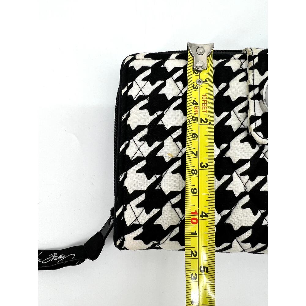 Vera Bradley Midnight Houndstooth Turn Latch Zip Around Wallet Preowned - Picture 6 of 6